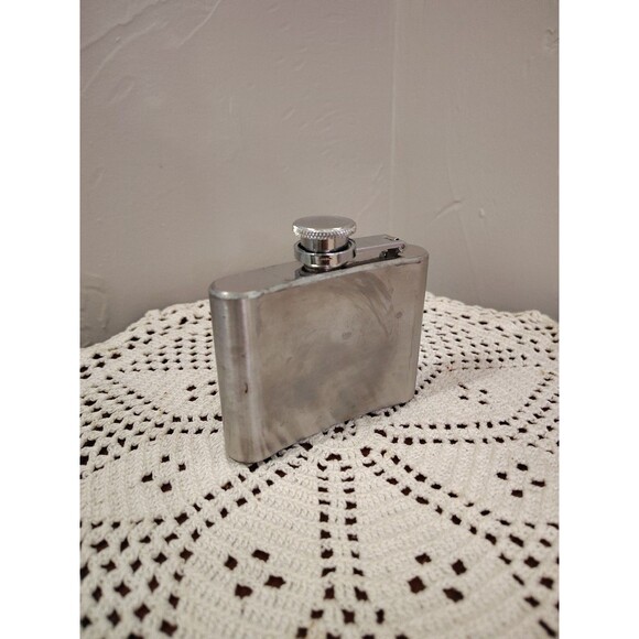 DEWAR'S STAINLESS STEEL 4OZ. SCOTCH WHISKEY Empty FLASK - Picture 2 of 10